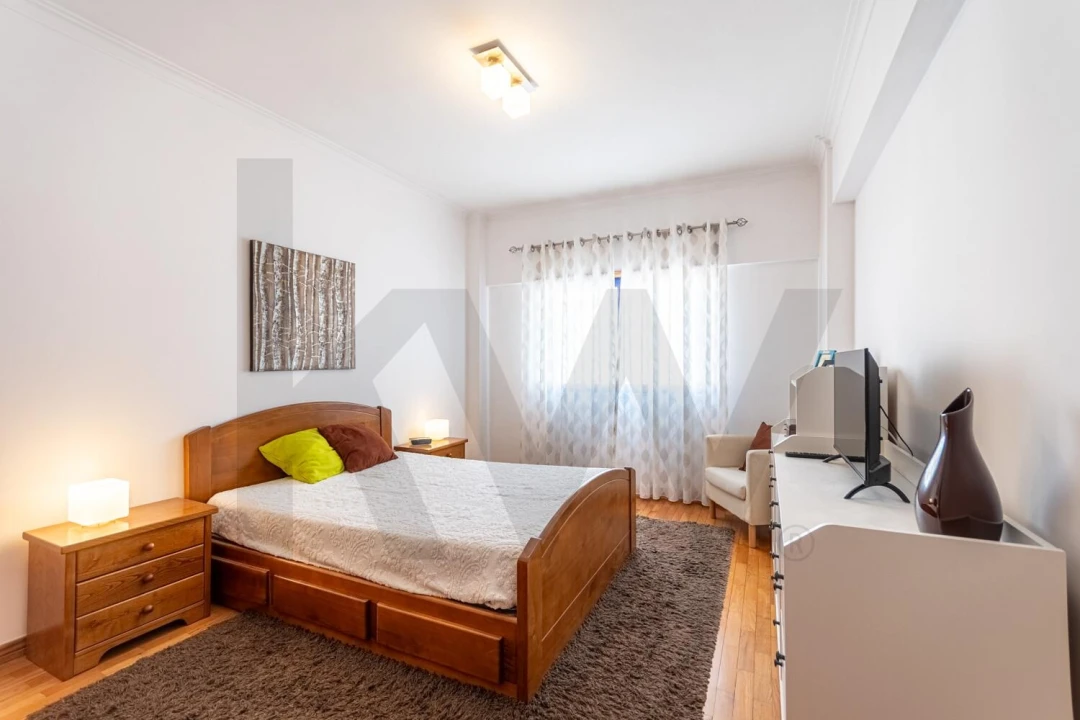 Apartamento T3 para Venda em Águas Livres Foto 14