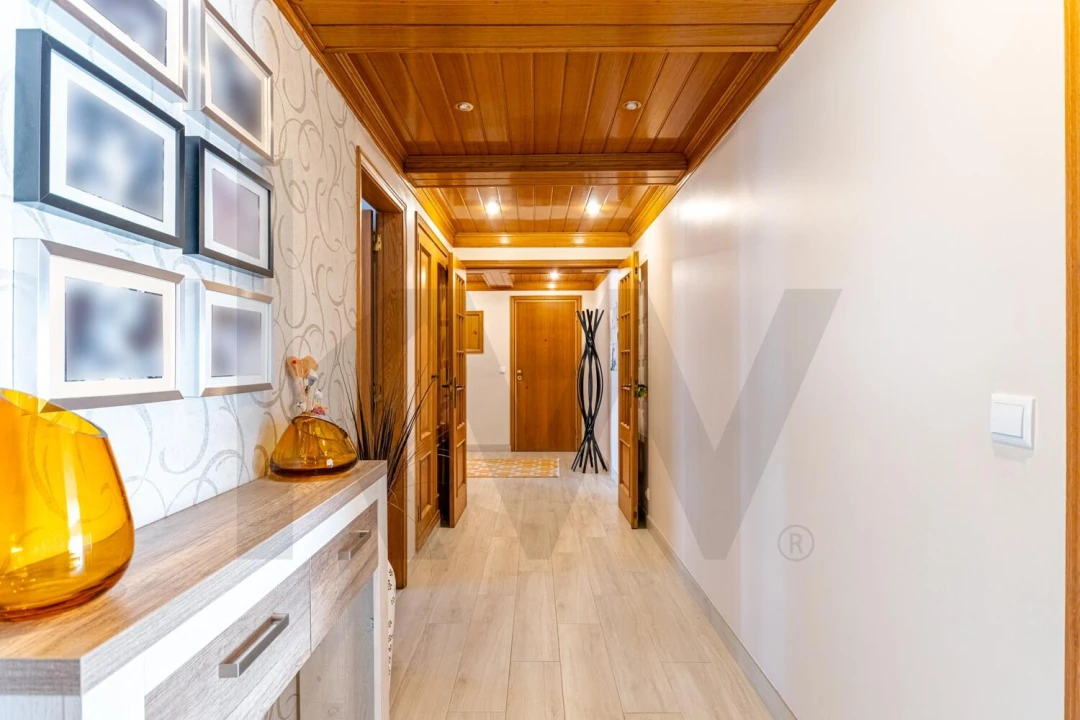 Apartamento T3 para Venda em Águas Livres Foto 6