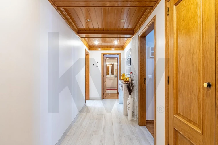 Apartamento T3 para Venda em Águas Livres Foto 4