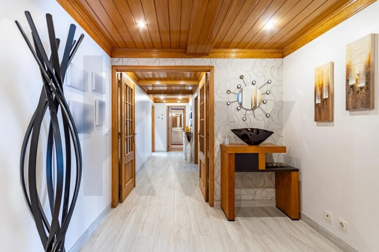 Apartamento T3 para Venda em Águas Livres Foto 2