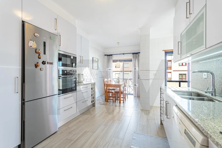 Apartamento T3 para Venda em Águas Livres Foto 28