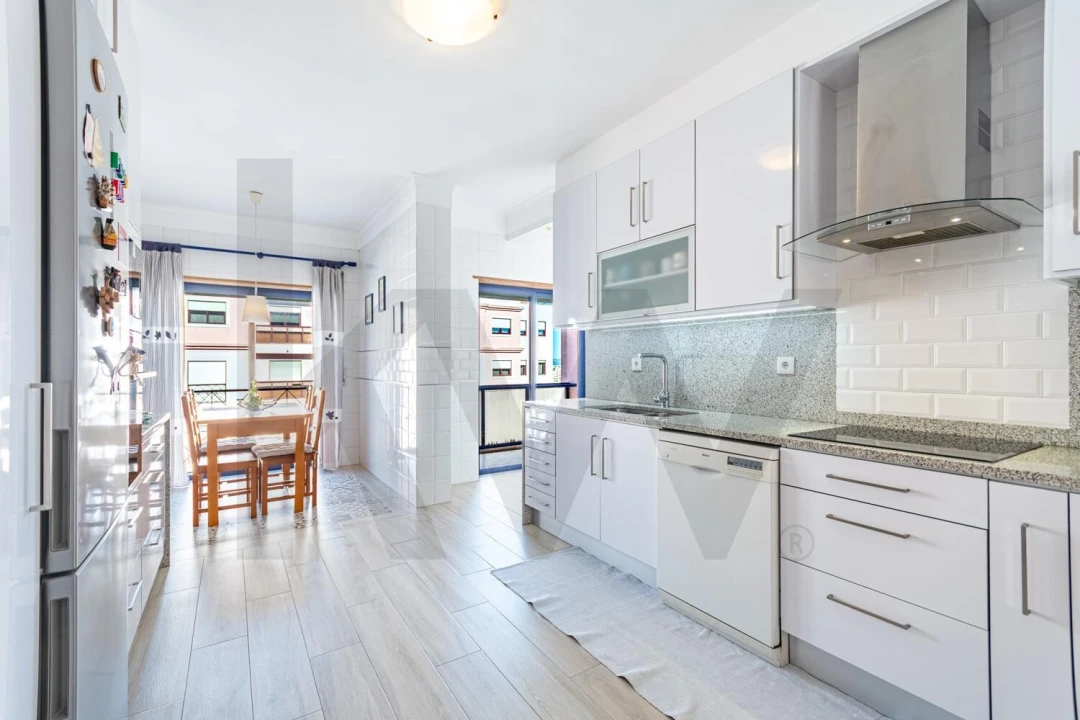 Apartamento T3 para Venda em Águas Livres Foto 27