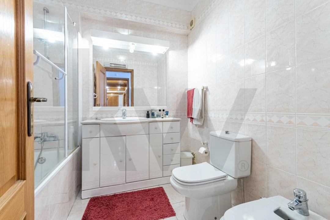 Apartamento T3 para Venda em Águas Livres Foto 17