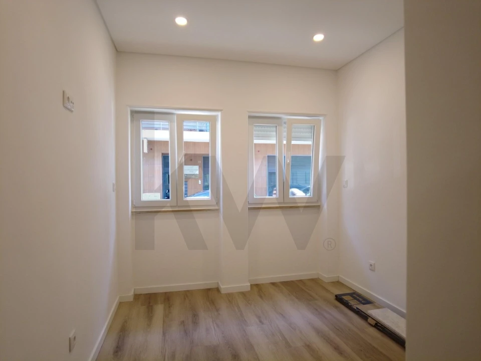 Apartamento T2 para Venda em Alto do Seixalinho, Santo André e Verderena Foto 9