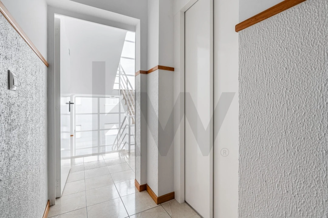 Apartamento T3 para Venda em Subportela, Deocriste e Portela Susã Foto 25