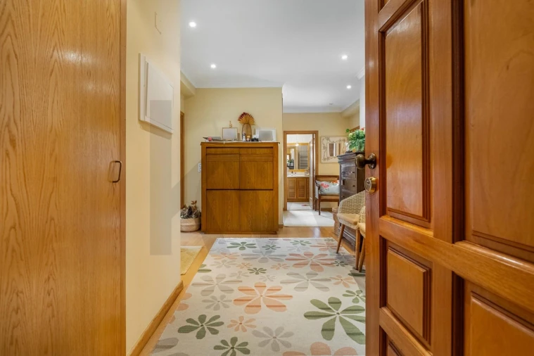 Apartamento T3 para Venda em Subportela, Deocriste e Portela Susã Foto 18