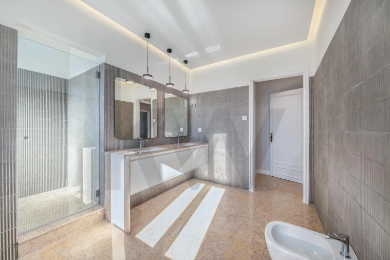 Apartamento T3 para Venda em Areeiro Foto 17