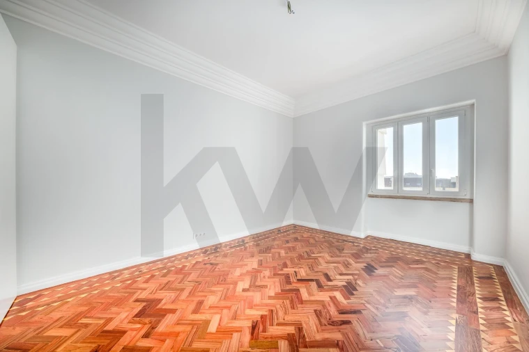 Apartamento T3 para Venda em Areeiro Foto 19