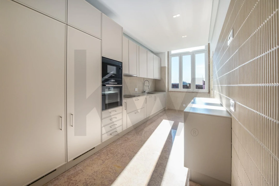 Apartamento T3 para Venda em Areeiro Foto 6