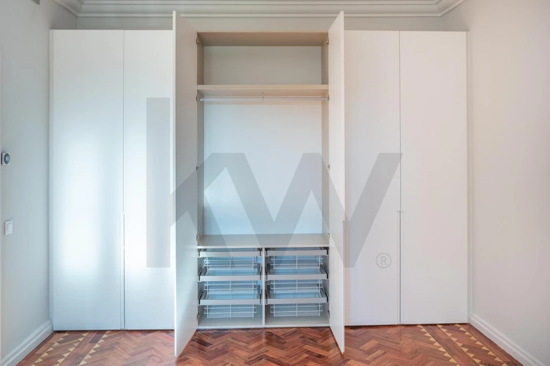 Apartamento T3 para Venda em Areeiro Foto 12