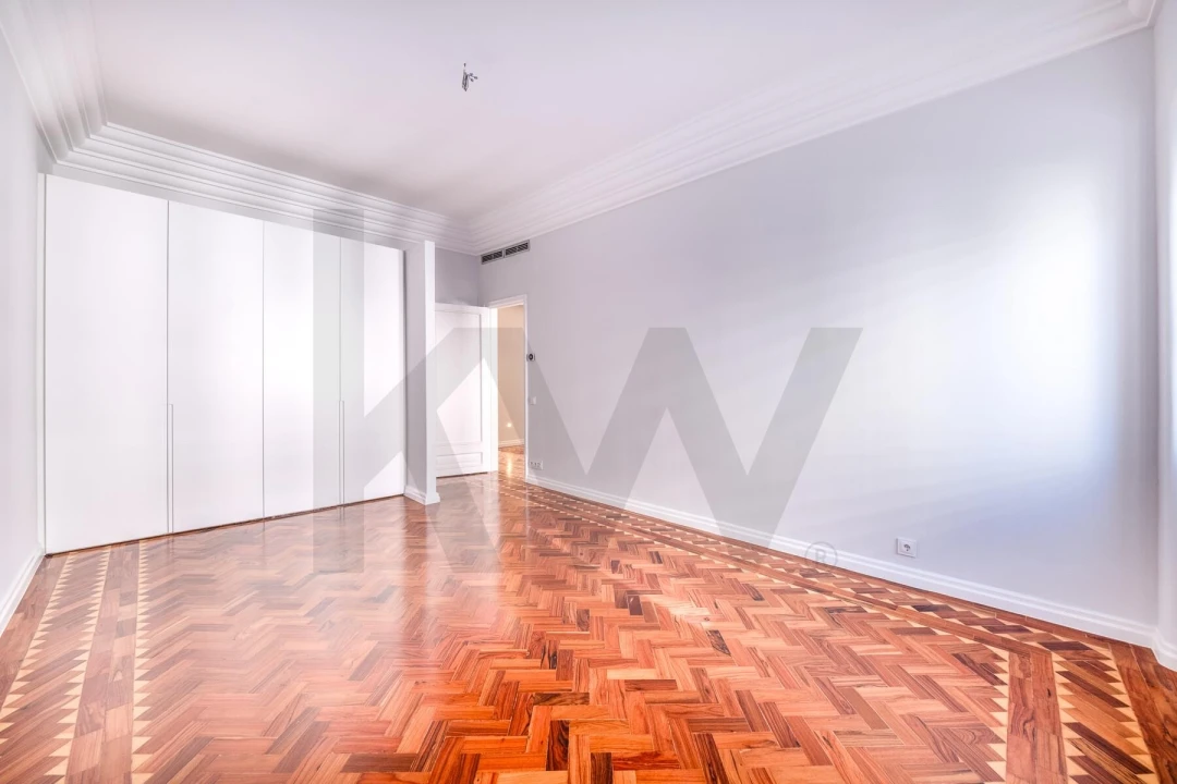 Apartamento T3 para Venda em Areeiro Foto 14