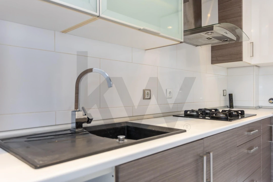 Apartamento T3 para Venda em Seixal, Arrentela e Aldeia de Paio Pires Foto 9