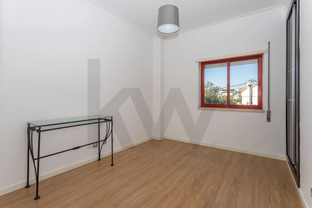 Apartamento T3 para Venda em Seixal, Arrentela e Aldeia de Paio Pires Foto 13