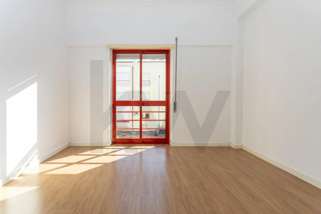 Apartamento T3 para Venda em Seixal, Arrentela e Aldeia de Paio Pires Foto 28