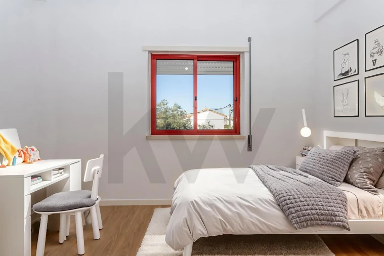 Apartamento T3 para Venda em Seixal, Arrentela e Aldeia de Paio Pires Foto 4