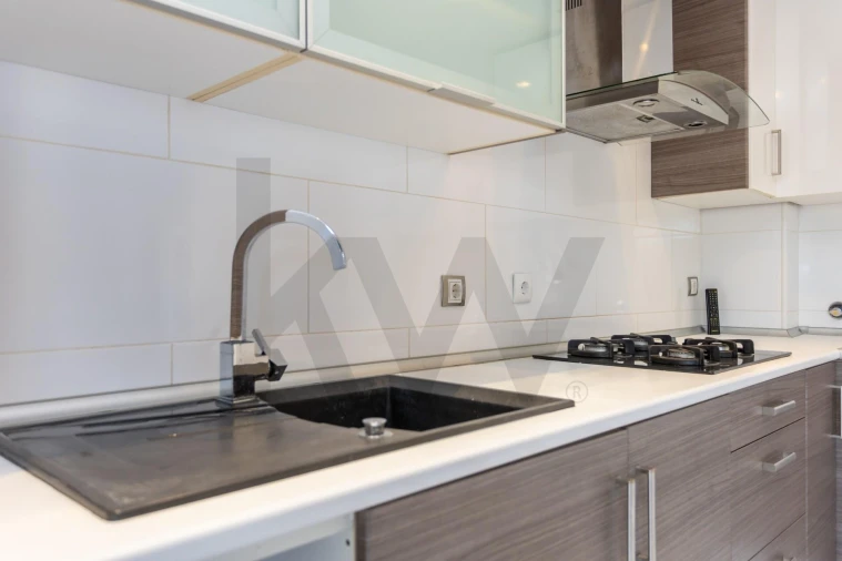 Apartamento T3 para Venda em Seixal, Arrentela e Aldeia de Paio Pires Foto 9