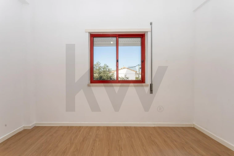 Apartamento T3 para Venda em Seixal, Arrentela e Aldeia de Paio Pires Foto 22