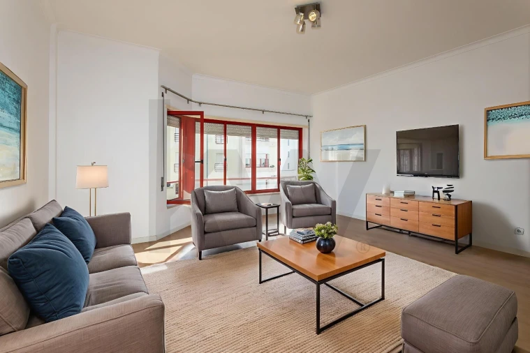 Apartamento T3 para Venda em Seixal, Arrentela e Aldeia de Paio Pires Foto 1