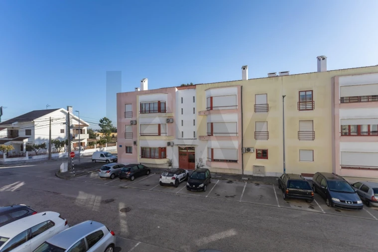 Apartamento T3 para Venda em Seixal, Arrentela e Aldeia de Paio Pires Foto 39