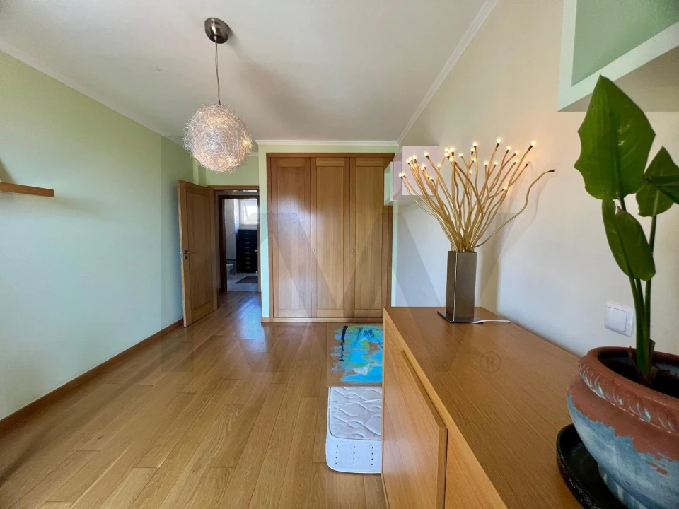 Apartamento T3 para Venda em Caniço Foto 16