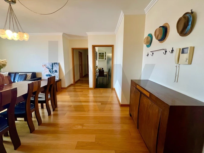 Apartamento T3 para Venda em Caniço Foto 5