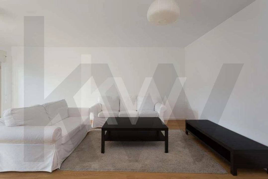 Apartamento T3 para Arrendamento em Avenidas Novas Foto 6