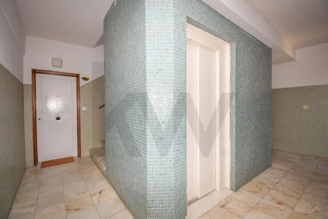 Apartamento T2 para Venda em Cascais e Estoril Foto 17