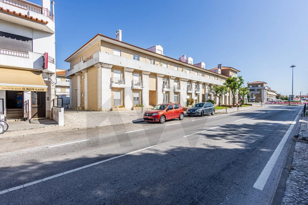 Apartamento T3 para Venda em Almeirim Foto 1