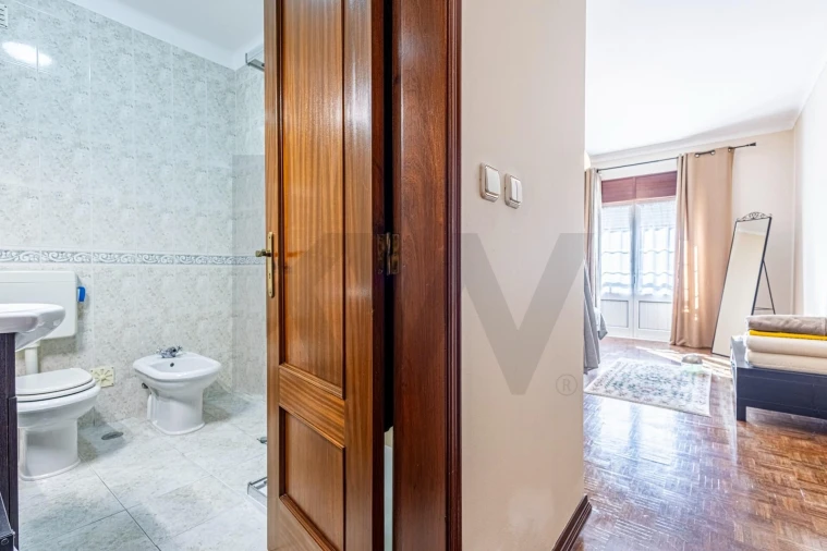 Apartamento T3 para Venda em Almeirim Foto 26