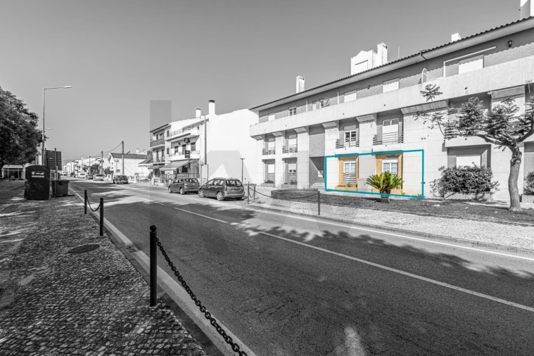 Apartamento T3 para Venda em Almeirim Foto 3