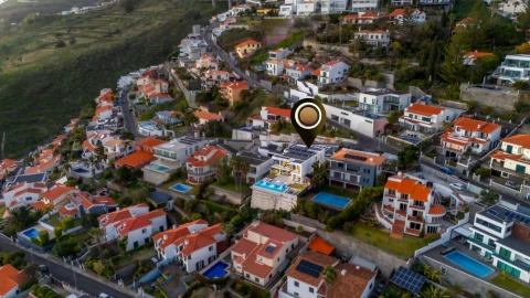 Moradia T4 para Venda em Caniço