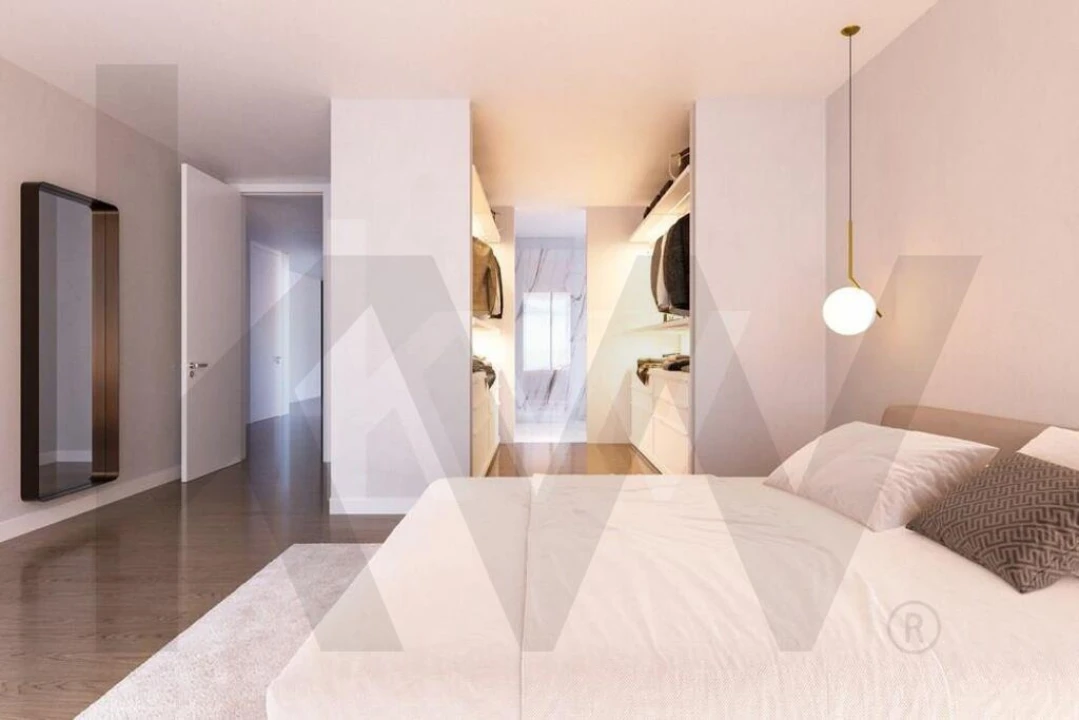 Moradia T4 para Venda em Caniço Foto 9