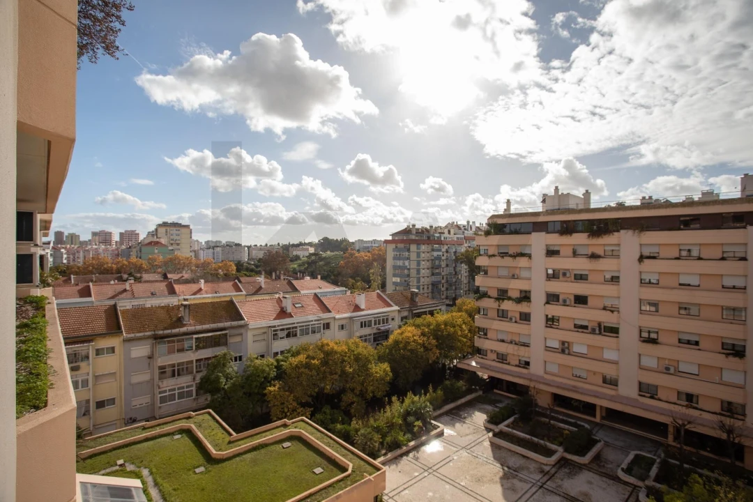 Apartamento T3 para Venda em São Domingos de Benfica Foto 44