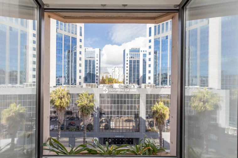 Apartamento T3 para Venda em São Domingos de Benfica Foto 24