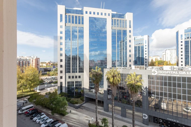 Apartamento T3 para Venda em São Domingos de Benfica Foto 25