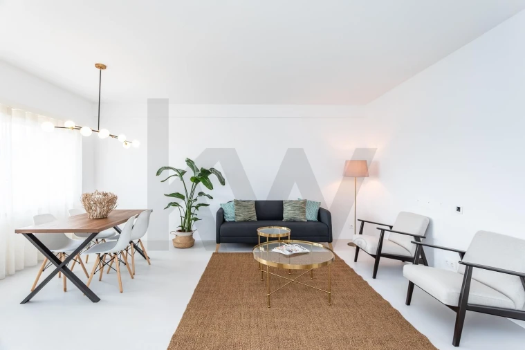 Apartamento T3 para Venda em São Domingos de Benfica Foto 4