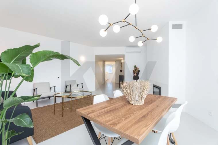 Apartamento T3 para Venda em São Domingos de Benfica Foto 1