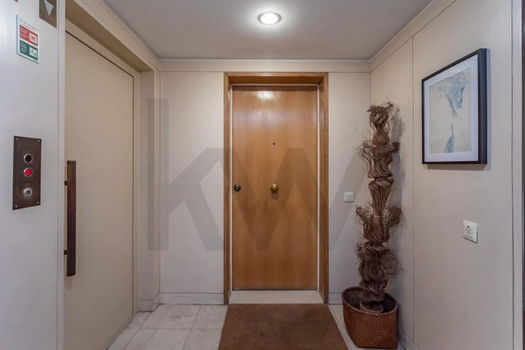 Apartamento T3 para Venda em São Domingos de Benfica Foto 46