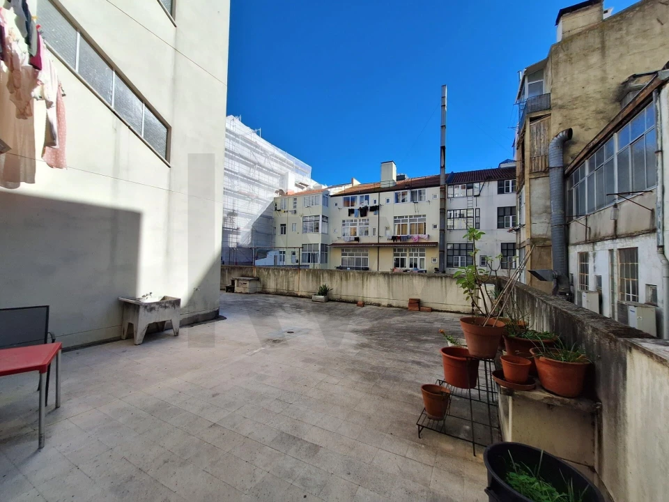 Apartamento T1 para Venda em Arroios Foto 24