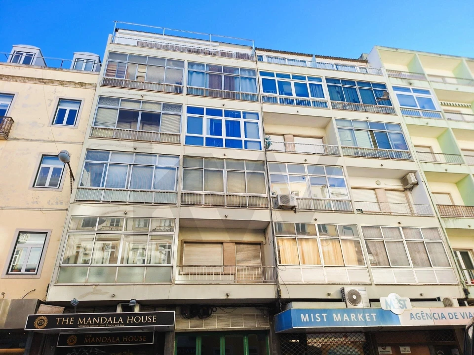 Apartamento T1 para Venda em Arroios Foto 1