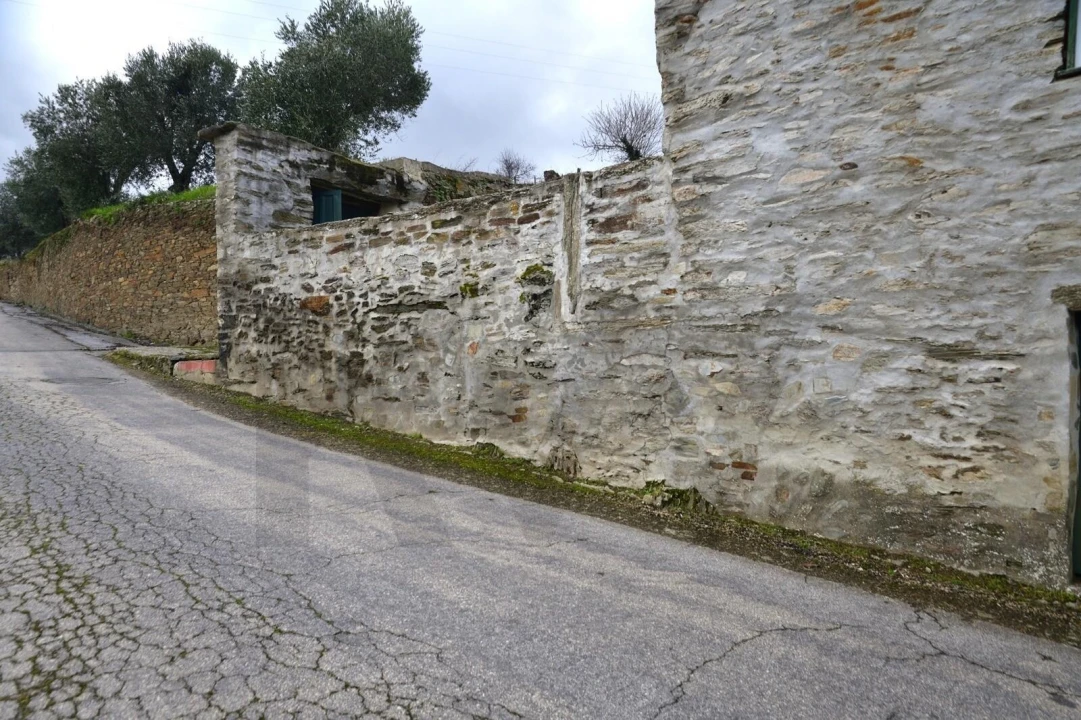Quinta T4 para Venda em Vilarouco e Pereiros Foto 14