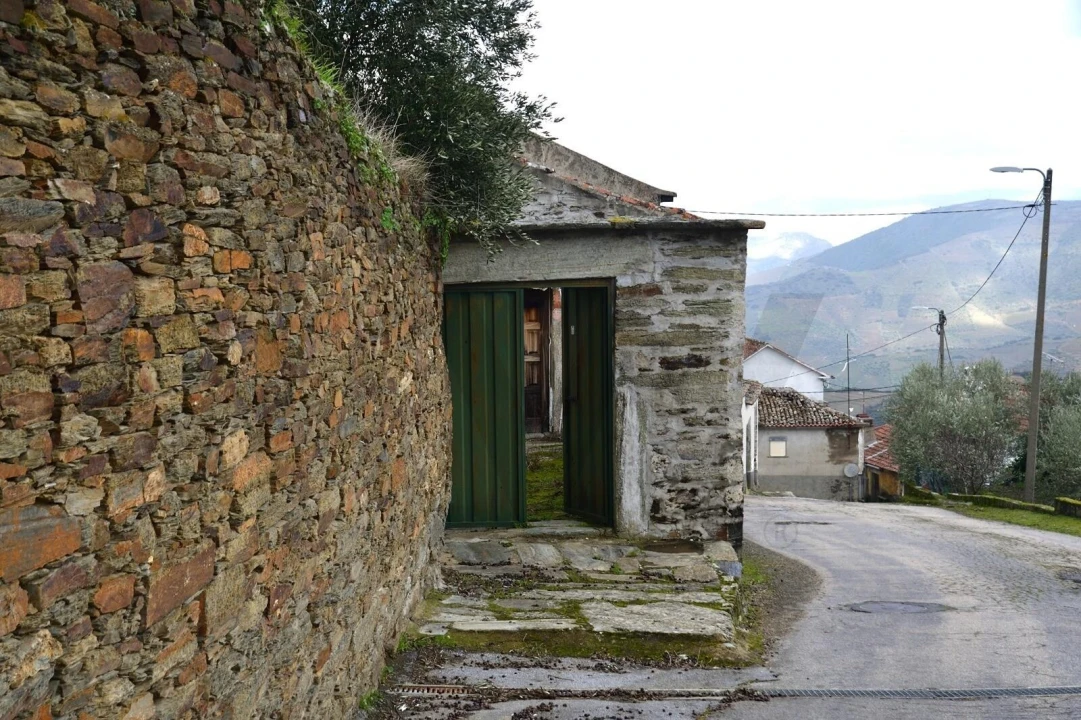Quinta T4 para Venda em Vilarouco e Pereiros Foto 10