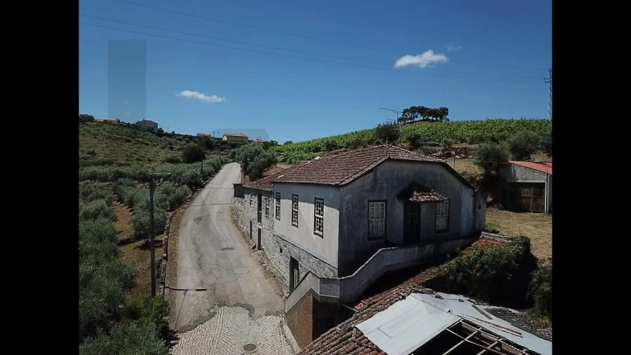 Quinta T4 para Venda em Vilarouco e Pereiros Foto 8