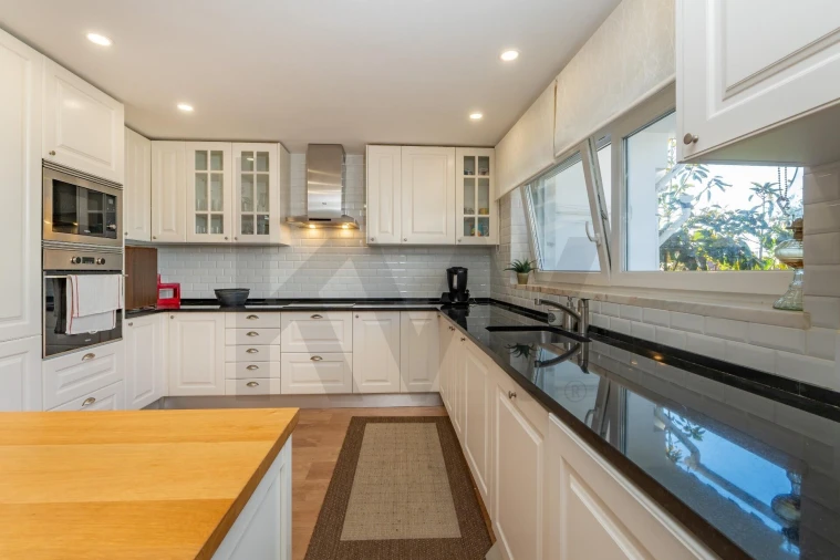 Moradia T4 para Venda em Almargem do Bispo, Pêro Pinheiro e Montelavar Foto 15