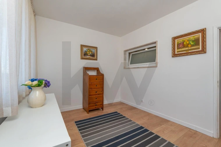 Moradia T4 para Venda em Almargem do Bispo, Pêro Pinheiro e Montelavar Foto 29