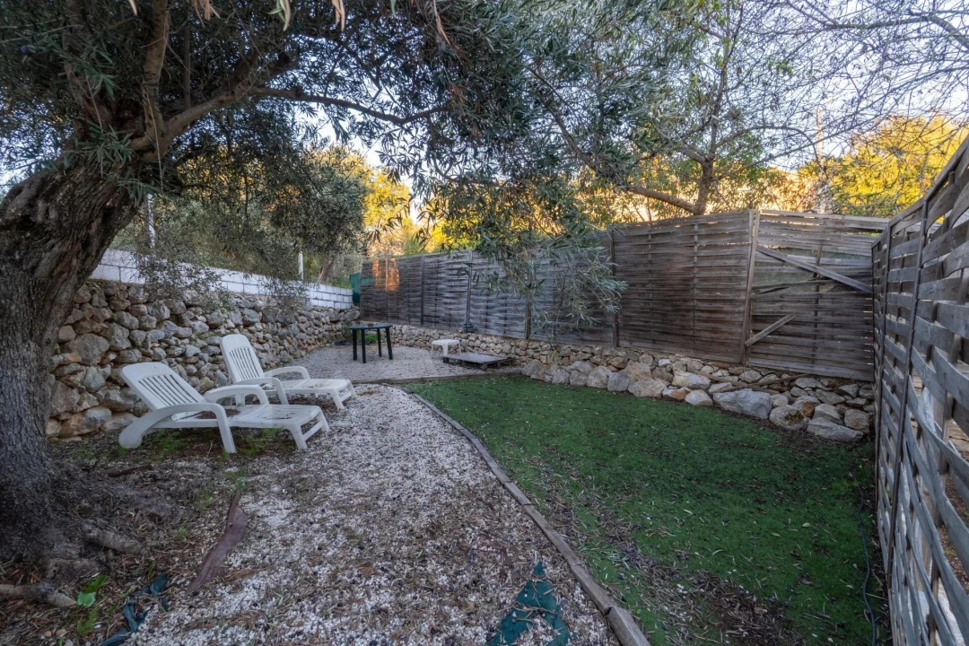 Moradia T4 para Venda em Santa Barbara de Nexe Foto 39