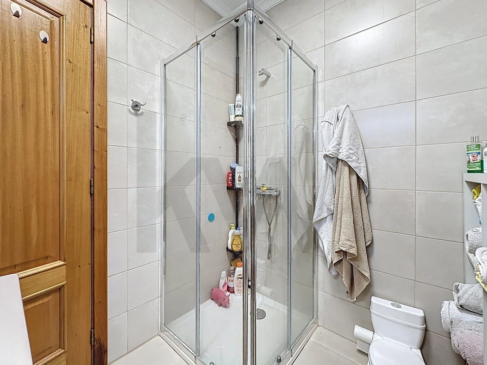 Apartamento T2 para Venda em Escapães Foto 17