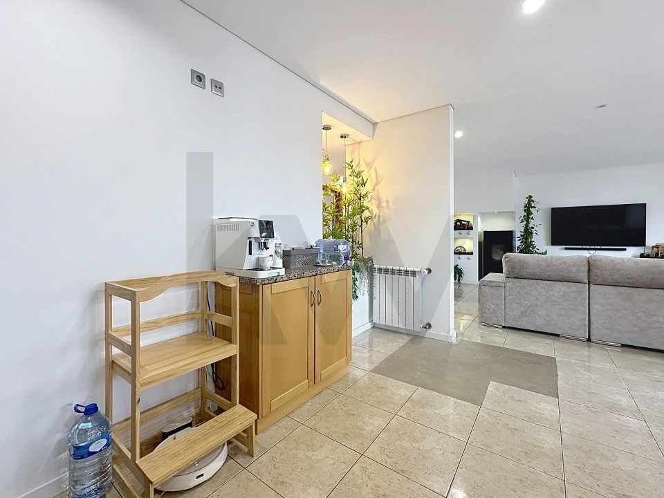 Apartamento T2 para Venda em Escapães Foto 11