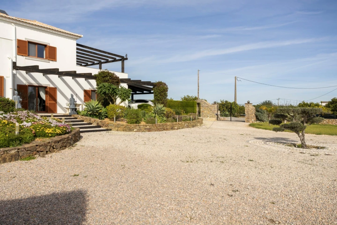 Moradia T5 para Venda em Luz de Tavira e Santo Estêvão Foto 7