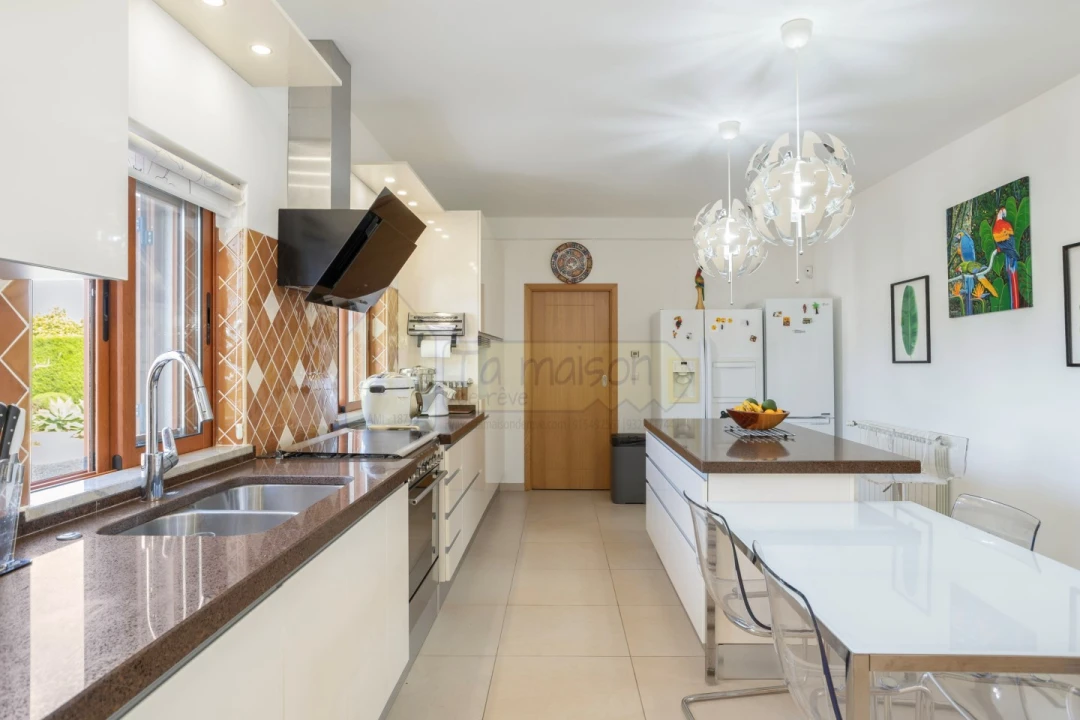 Moradia T5 para Venda em Luz de Tavira e Santo Estêvão Foto 12